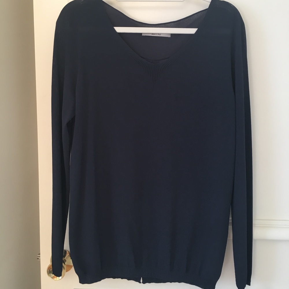 D. Exterior Women Navy Blue Blouse Thin Knit.L